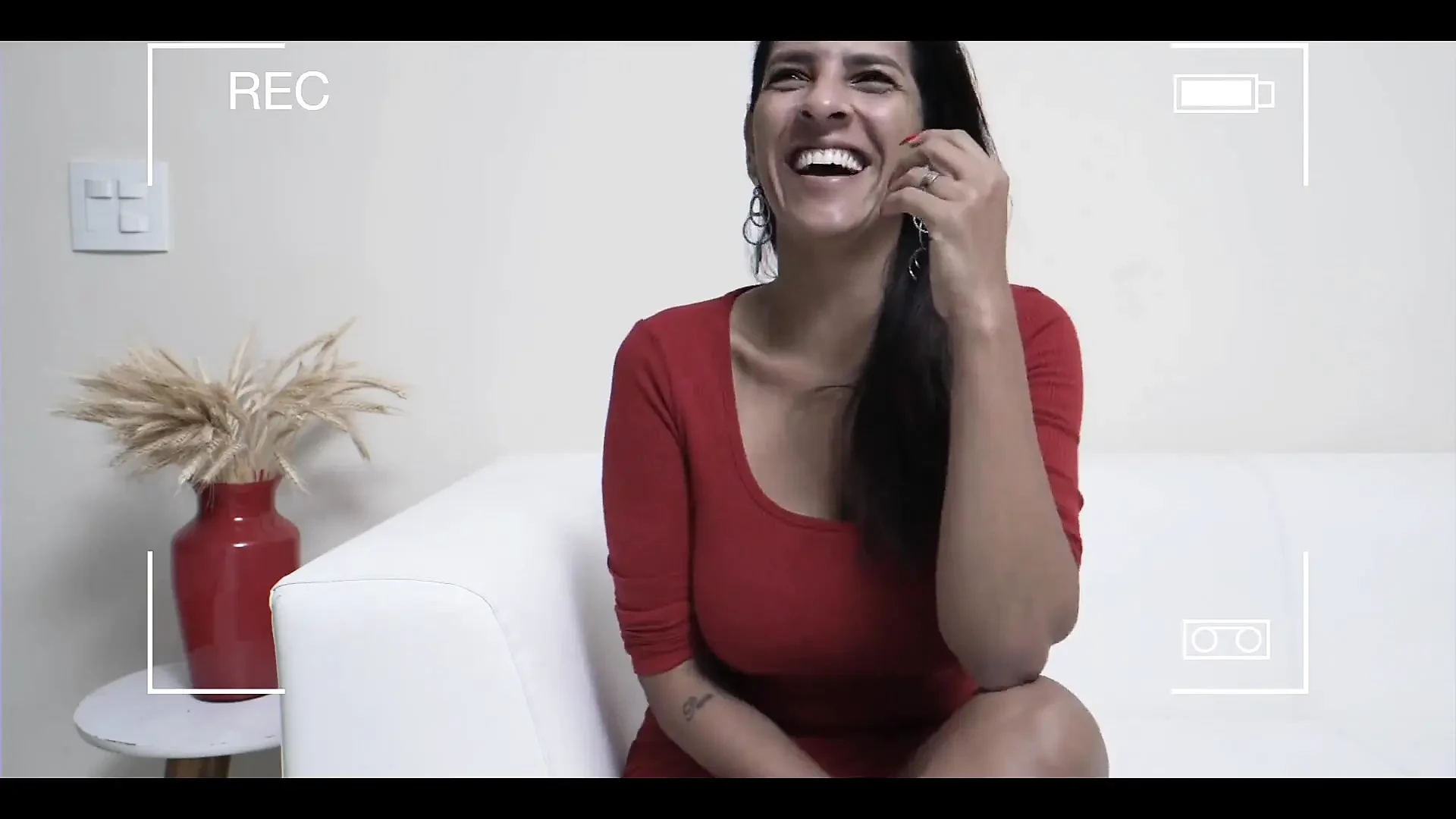 Interview with the Macettare Family Ended with Kel Doing a Double Penetration! Full on Red