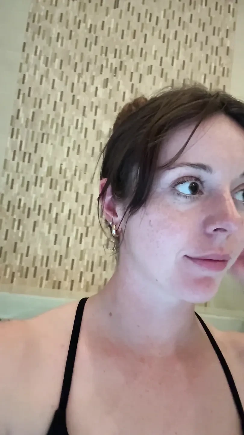 Jet Orgasm in a Spa!