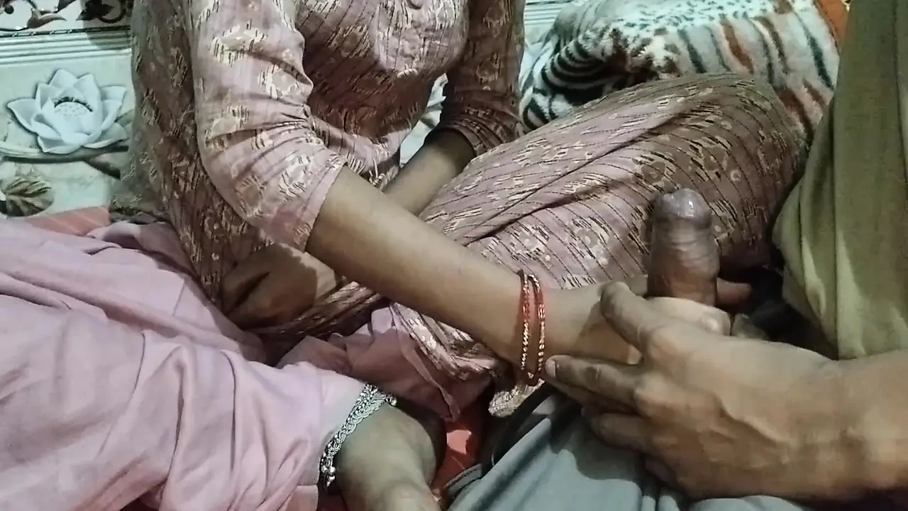 Creamypie pussy husbamd and wife home made desi bhabi videos