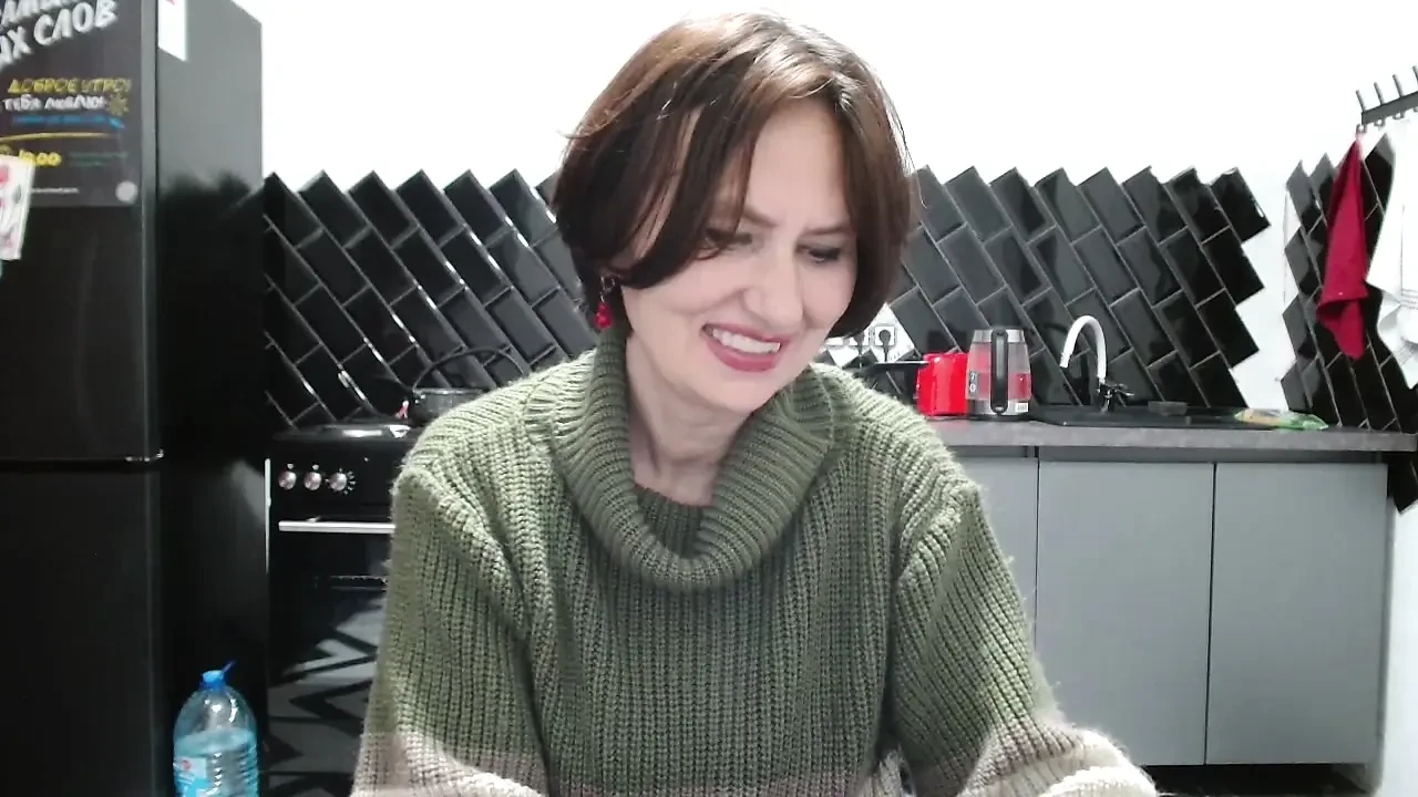 I’ll show your ass so that you lick your fill