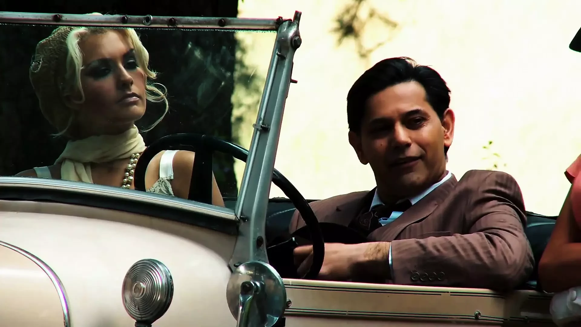 Madelyn Marie and Natasha Marley Sit on Clide’s Cock and Face in Outdoor Threesome