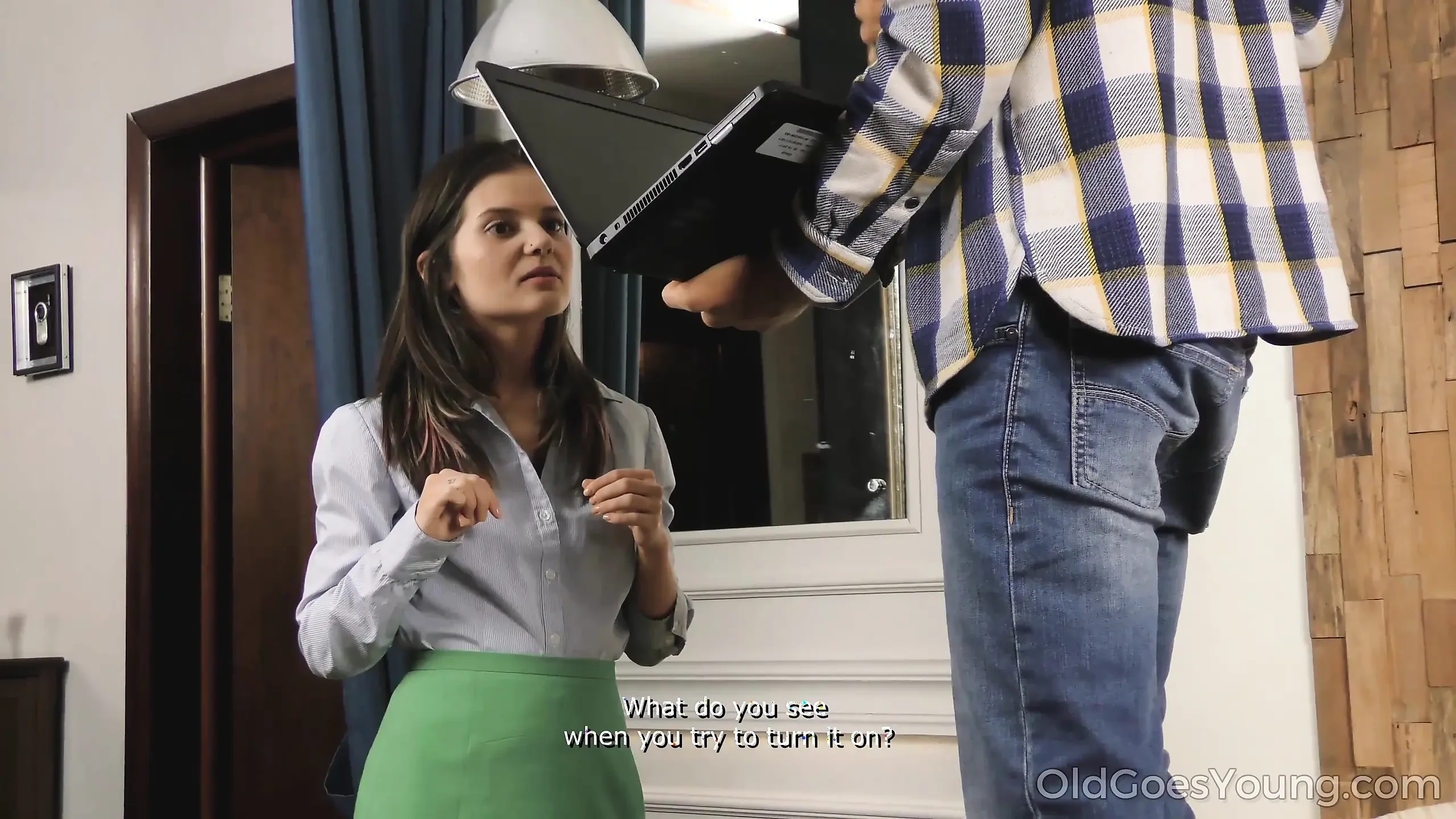 Babe Uses Sex as Money