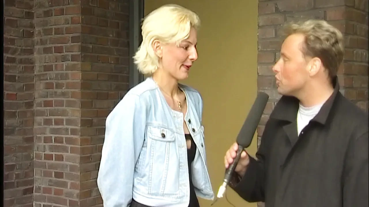 Hot Blonde and the Interview