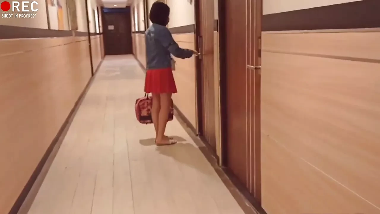 check in with a beautiful stewardess from Indonesia – part.2