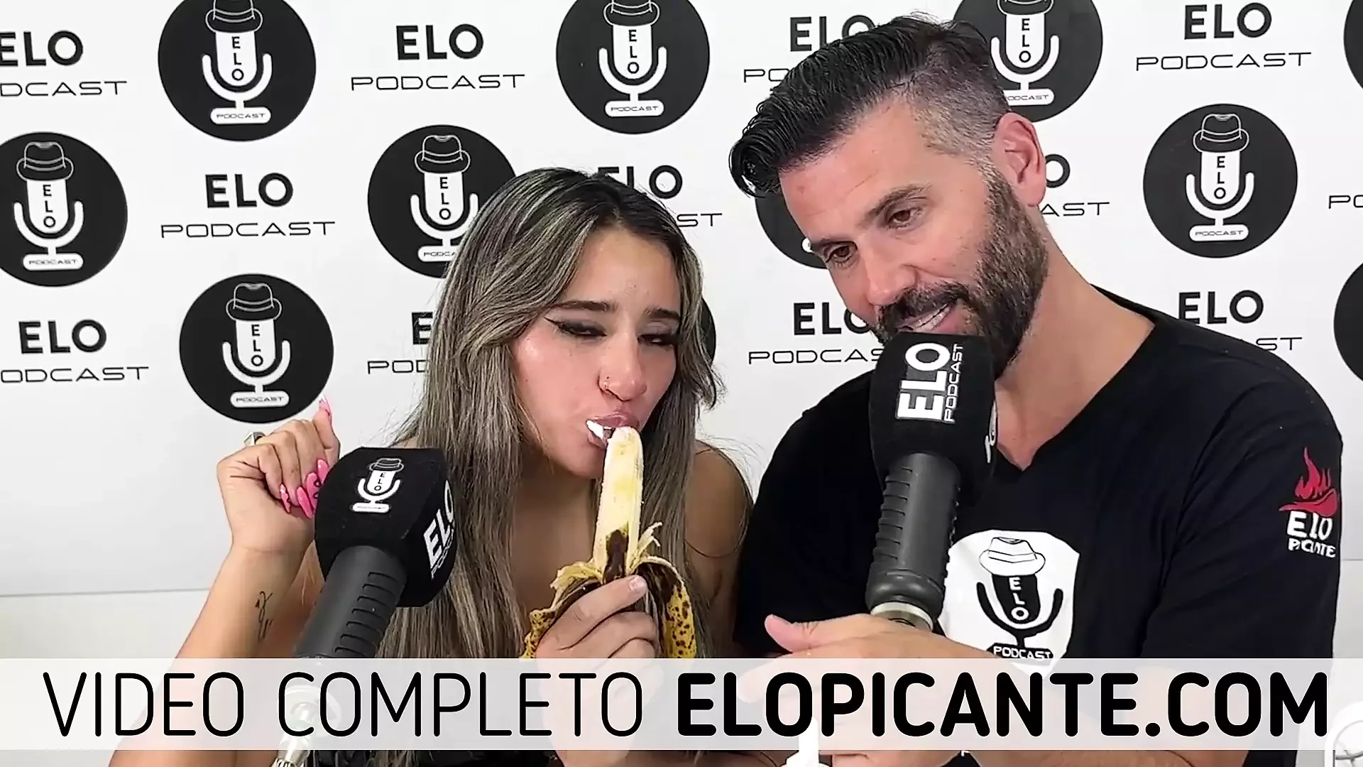 IARA EATS THE CREAMY BANANA AT THE SPICY ROOM