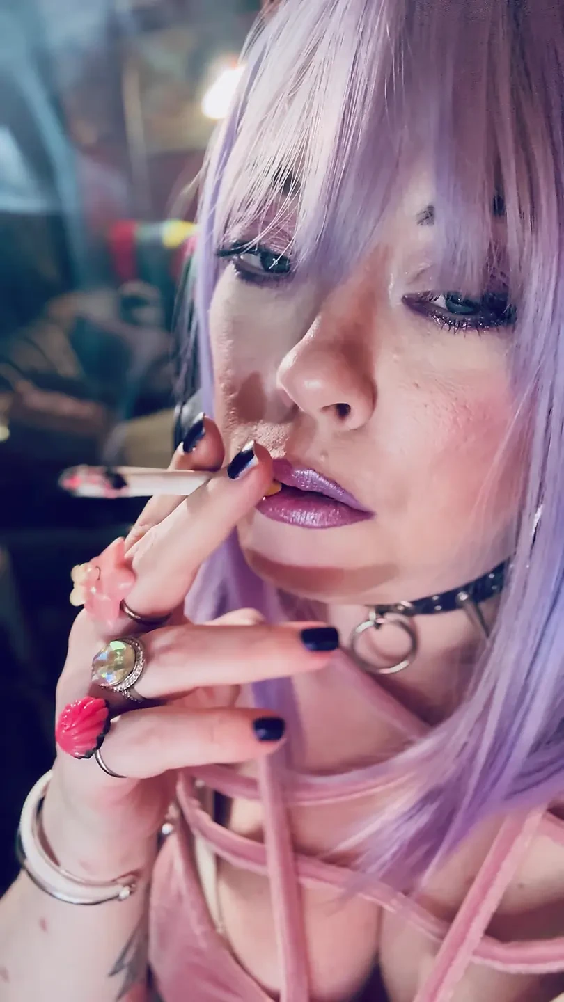 Your Very Own Smoking Dolly! Tina Snua Smokes A Kingsize Cigarette With Lots Of Smoke