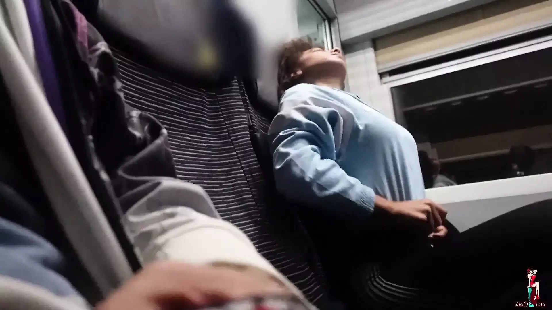 Italian Girl Gives Me a Handjob on the Train