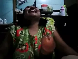 indonesian- she likes it