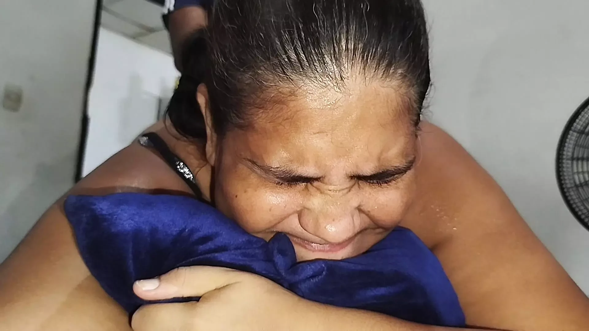 Stepfather… I catch my stepdaughter in sexy lingerie with big ass and I can’t stand it, I end up fucking and fill her pussy with cum.