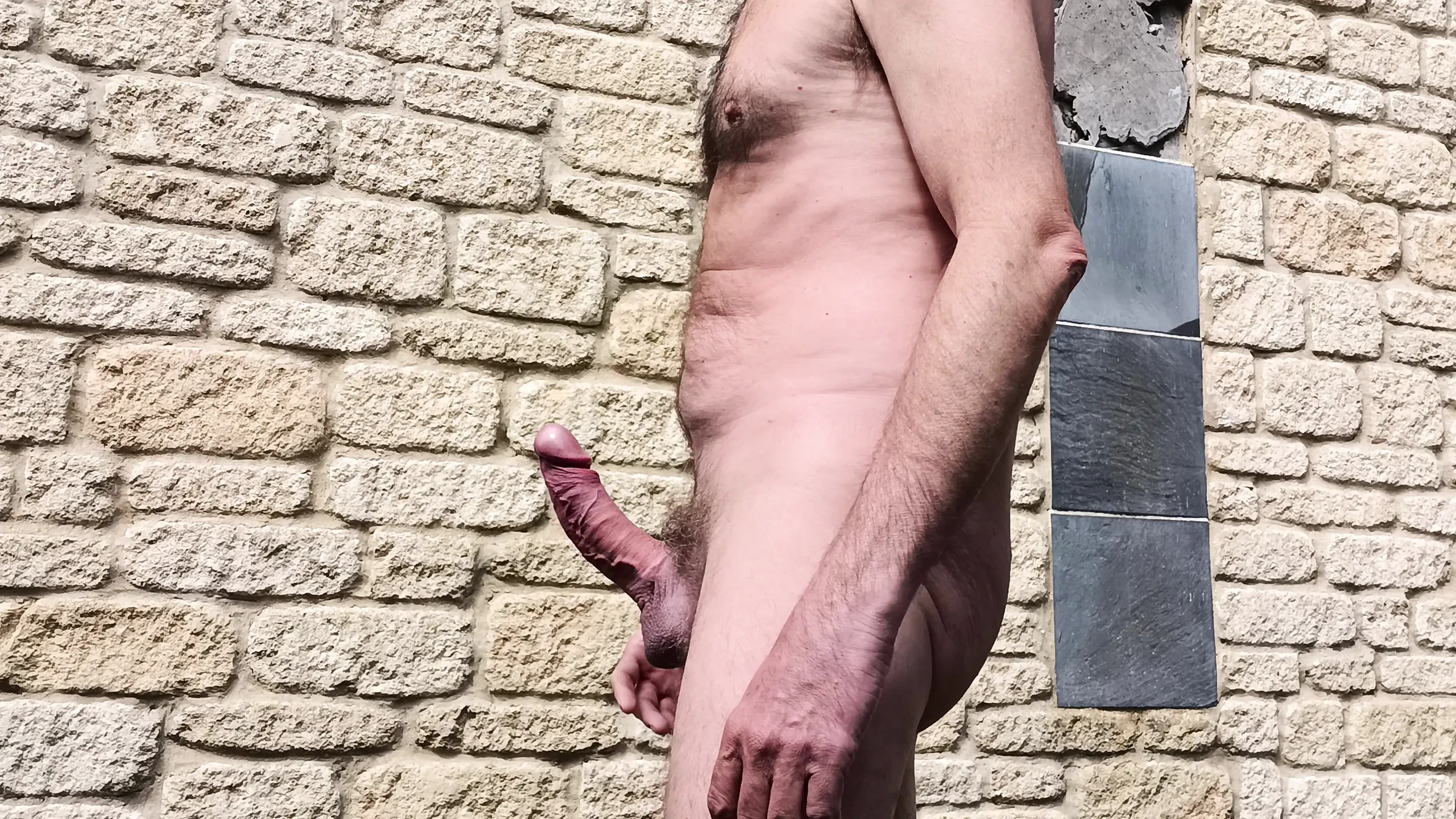 Naked Outdoor Hard Cock Wanking, Edging, Close up Creamy Cum – Rockard Daddy