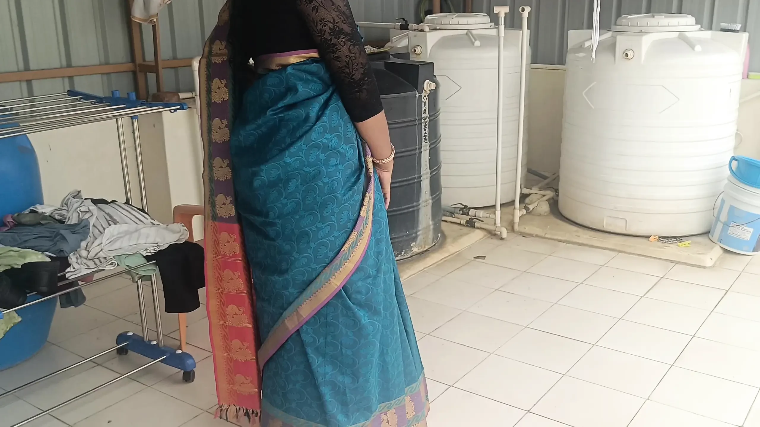 Neighbour married women showing structure in stairs