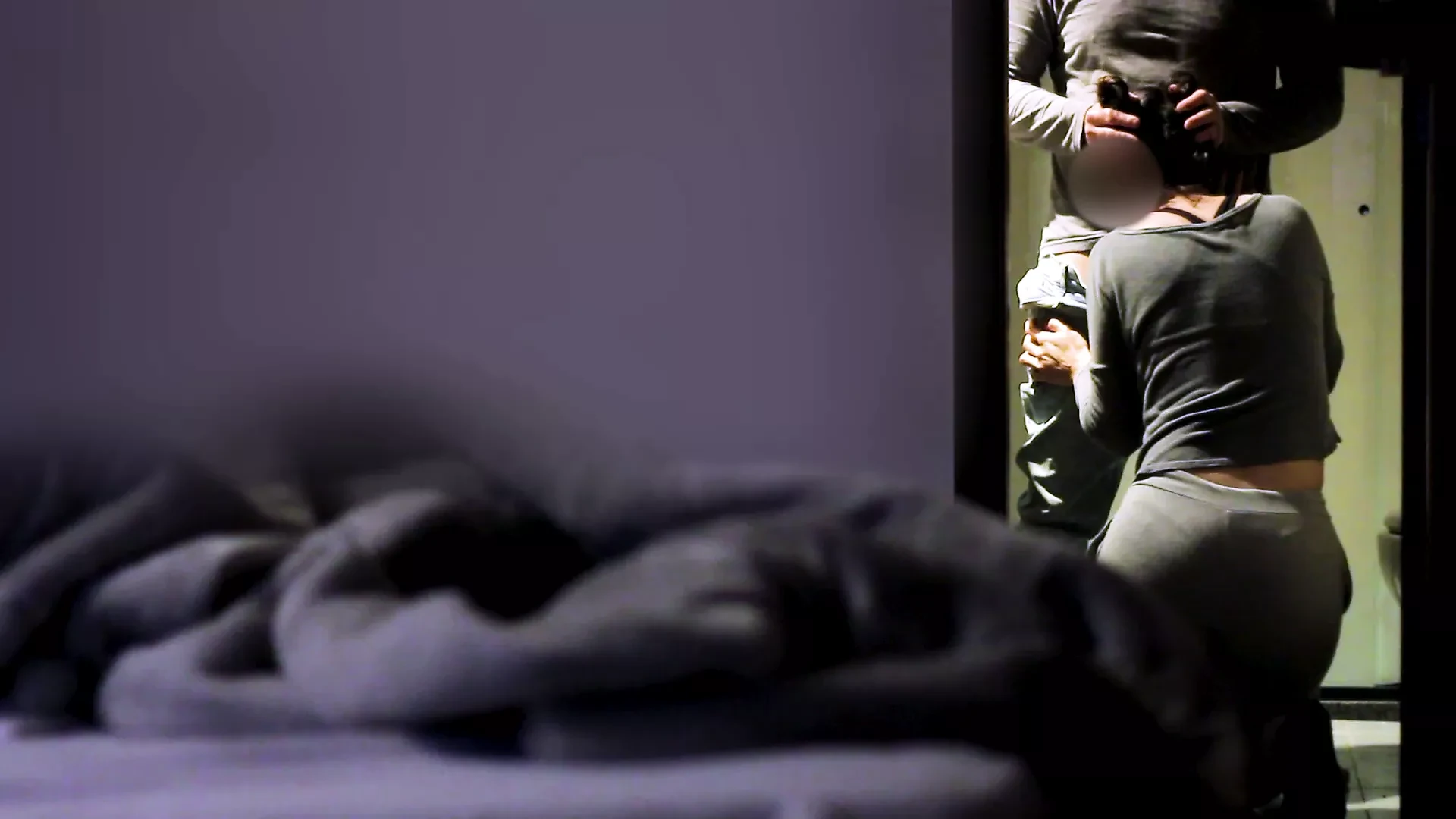 The barbecue in the backyard and the married Branquinha de Leite sucking her friend’s dick in the bathroom.