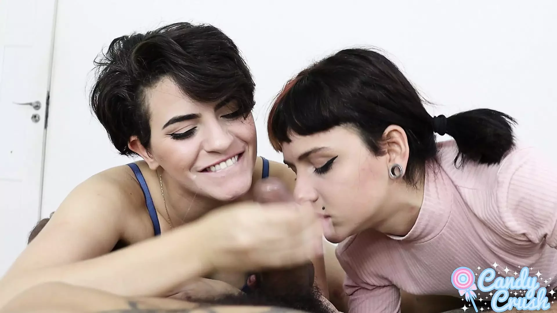 Double Blowjob From Two Hot Chicks