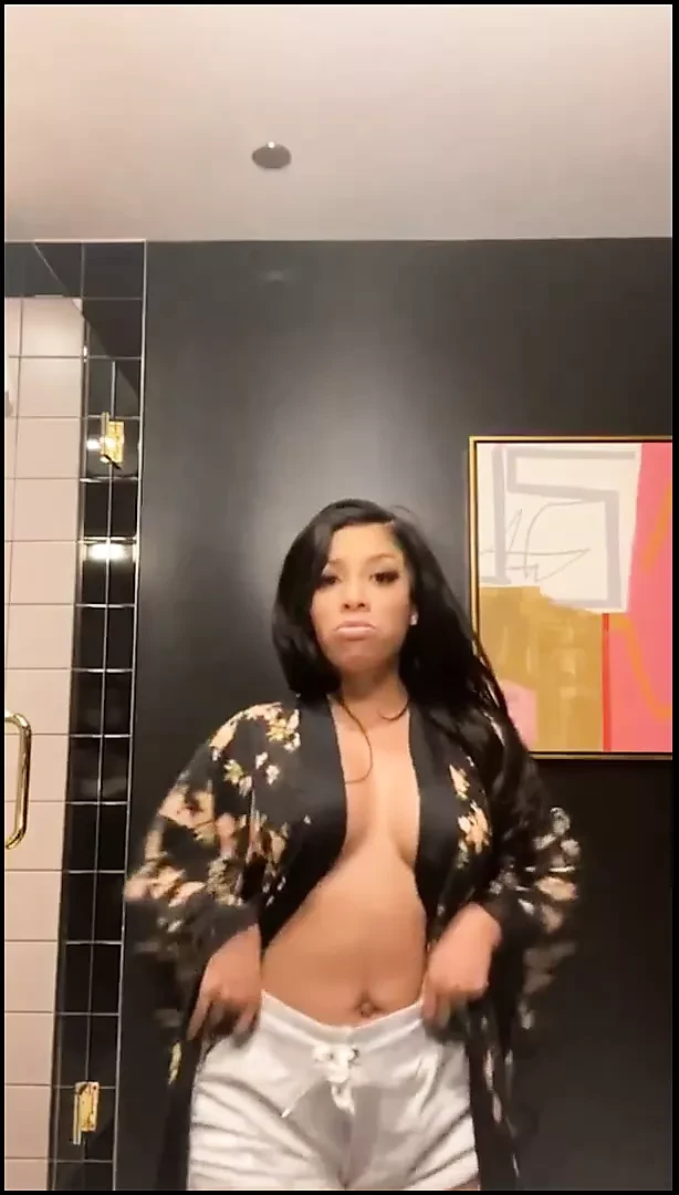 K Michelle, Boobs Out