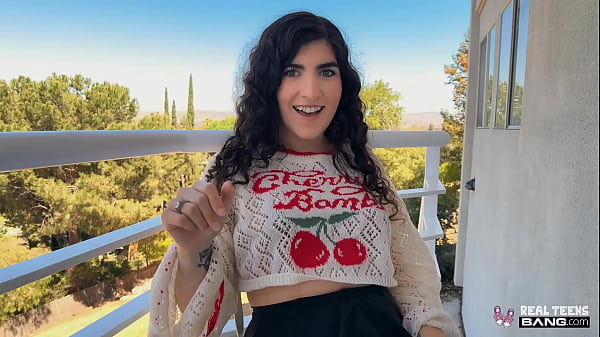 Bang! Real Teens – Nikki Slick Public Fuck And Hotel Creampie