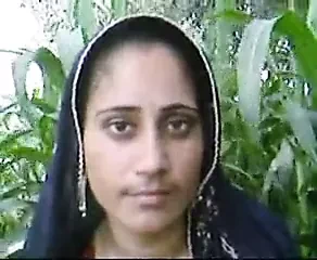 Jangal me bhabhi ki chudae fast