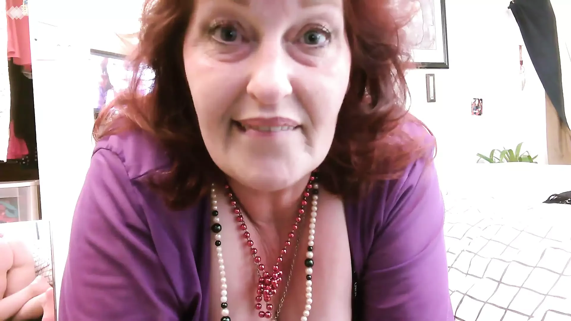 V 409 Super Saliva Filled Video Spit Dripping Down My Body