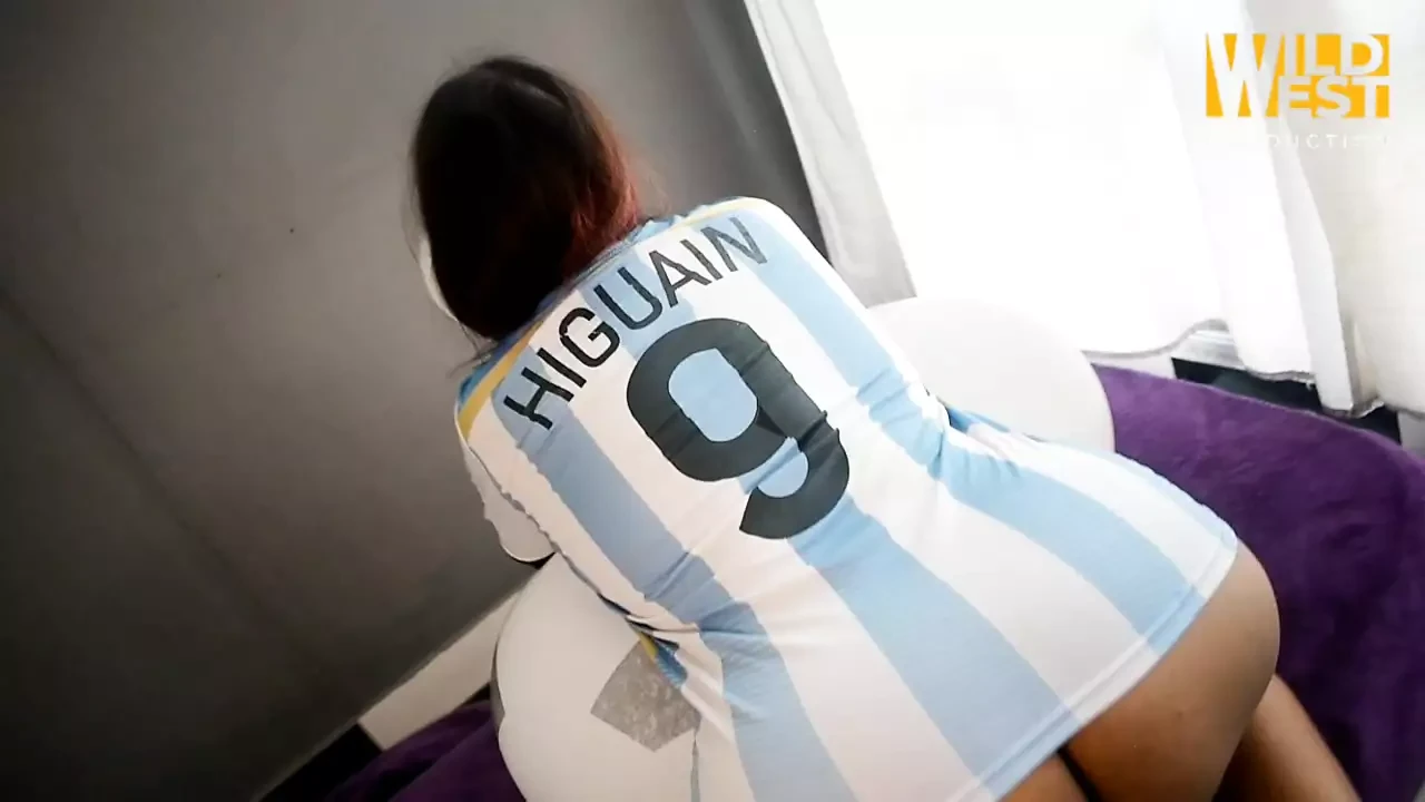 Argentine Fun Was Fuck with Her Balloon