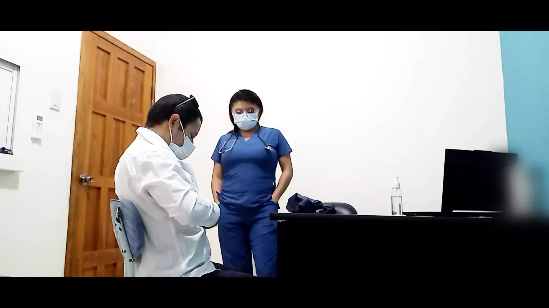 went viral again!! Nurse asks her patient for sex in the medical appointment office, guess what happened?