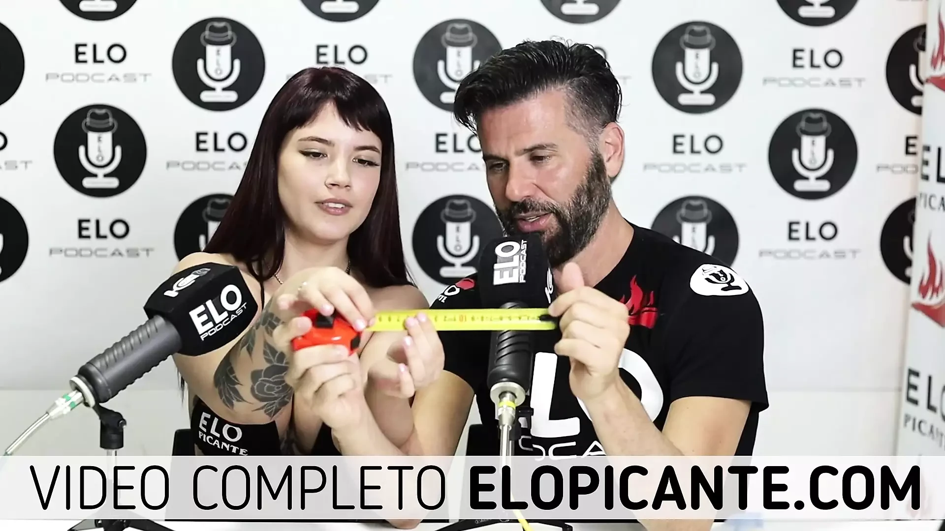 JOHABETTINA SHOW HOW HER LIKES THE COCKS