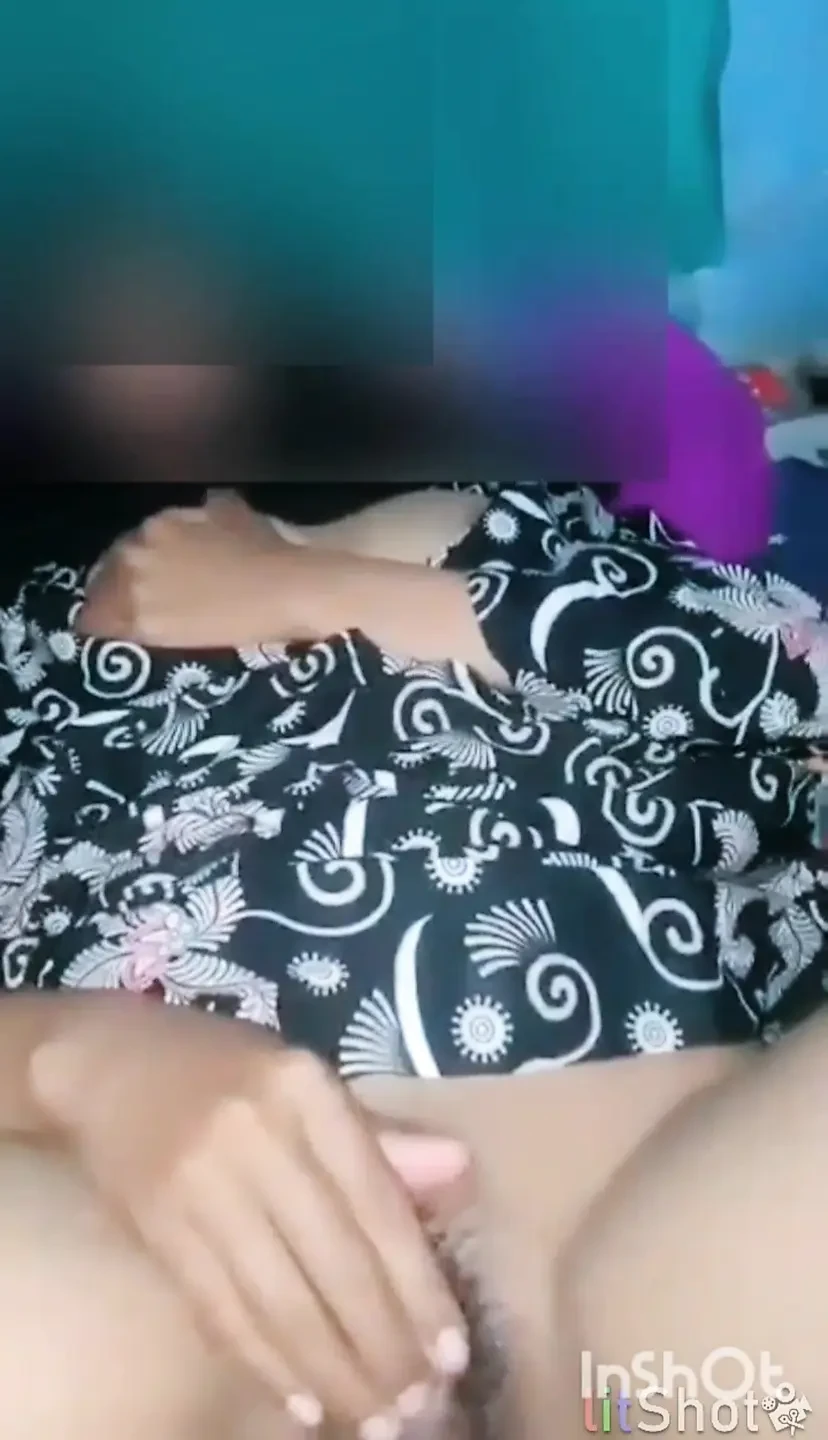 Real Couple Gets Naughty in the Living Room