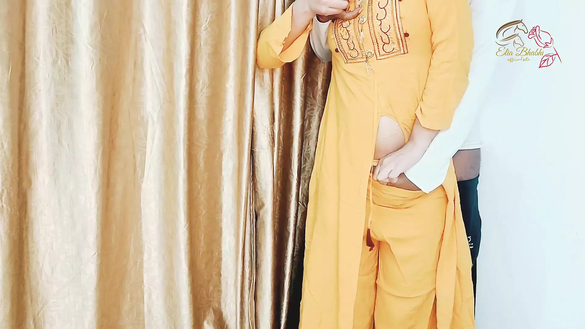 First time foreplay of college girlfriend at home