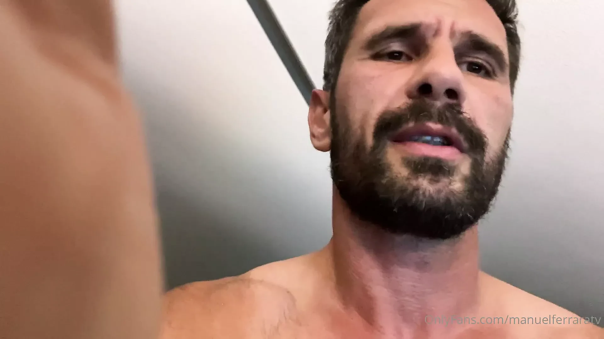 Made in France (solo cumshot)