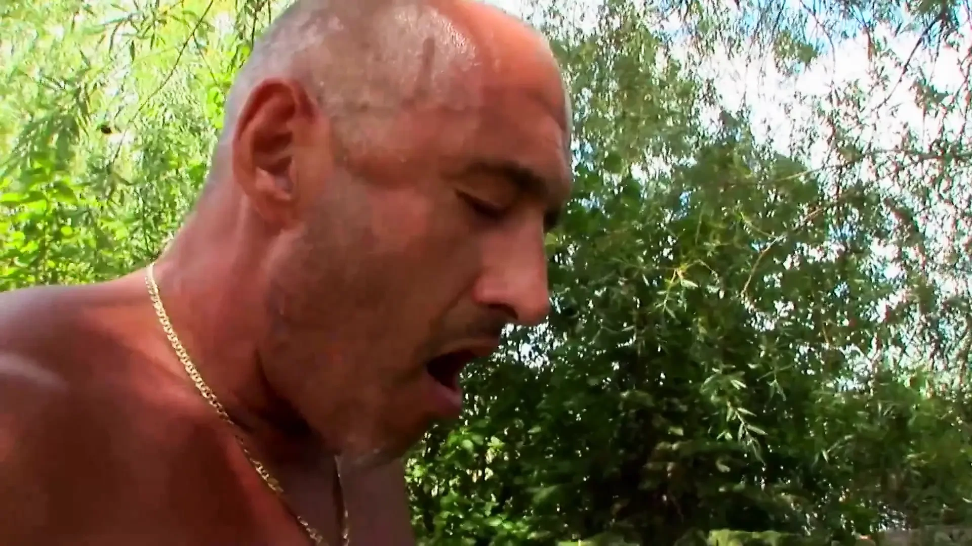 The Tanned Pussies and the Hot Outdoor Sex